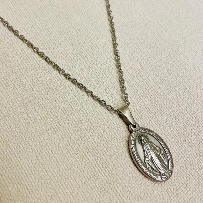 Necklace 211